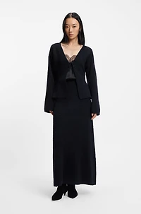 Knitted skirt with logo charm