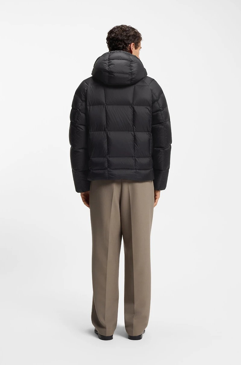 Taffeta jacket with water-repellent finish