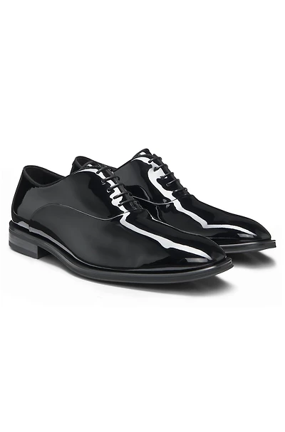 Oxford shoes patent leather