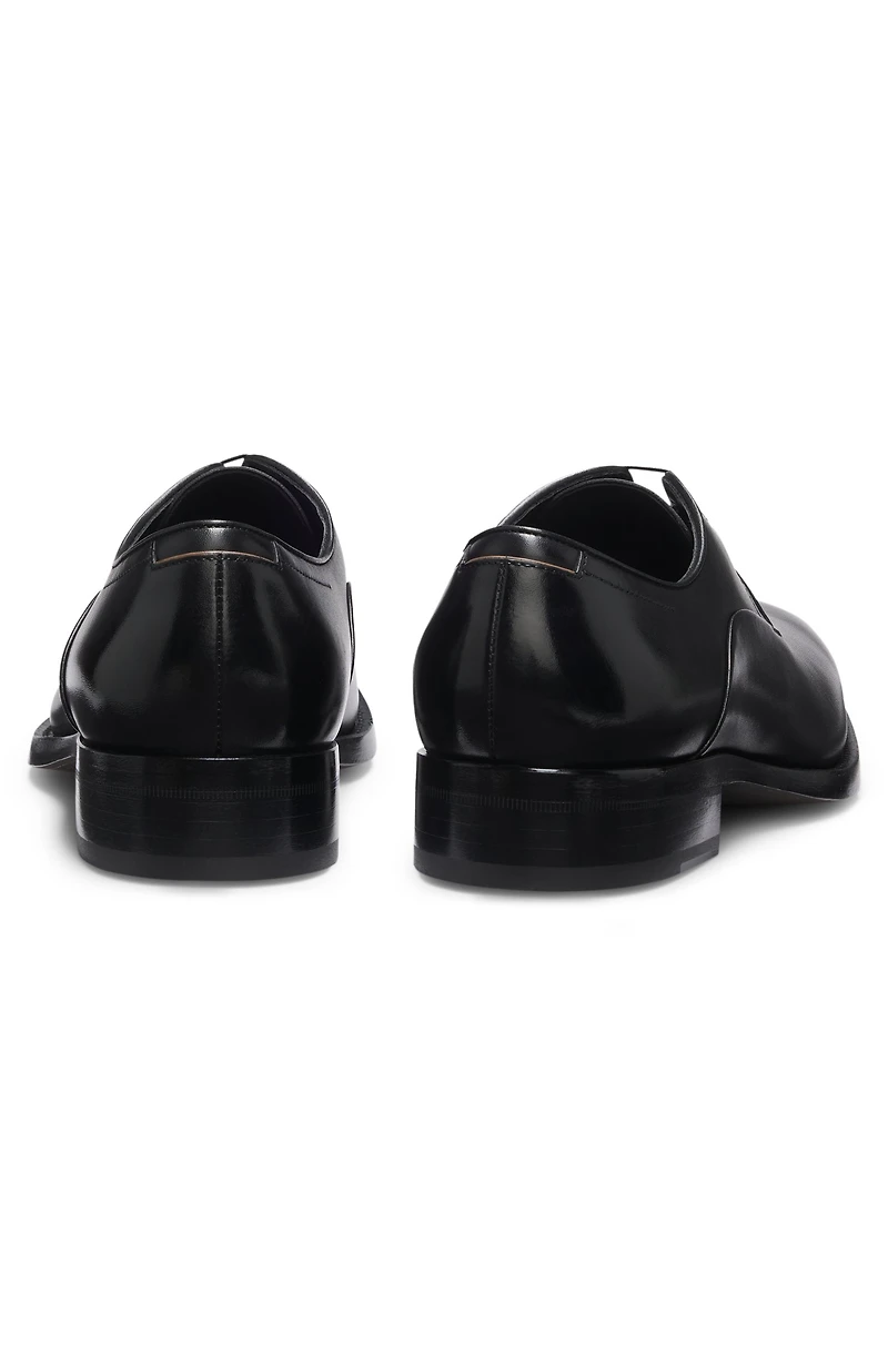 Derby shoes burnished leather