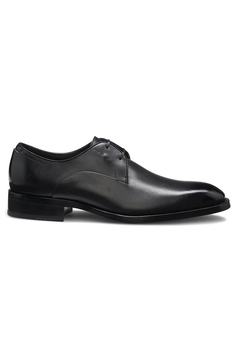 Derby shoes burnished leather
