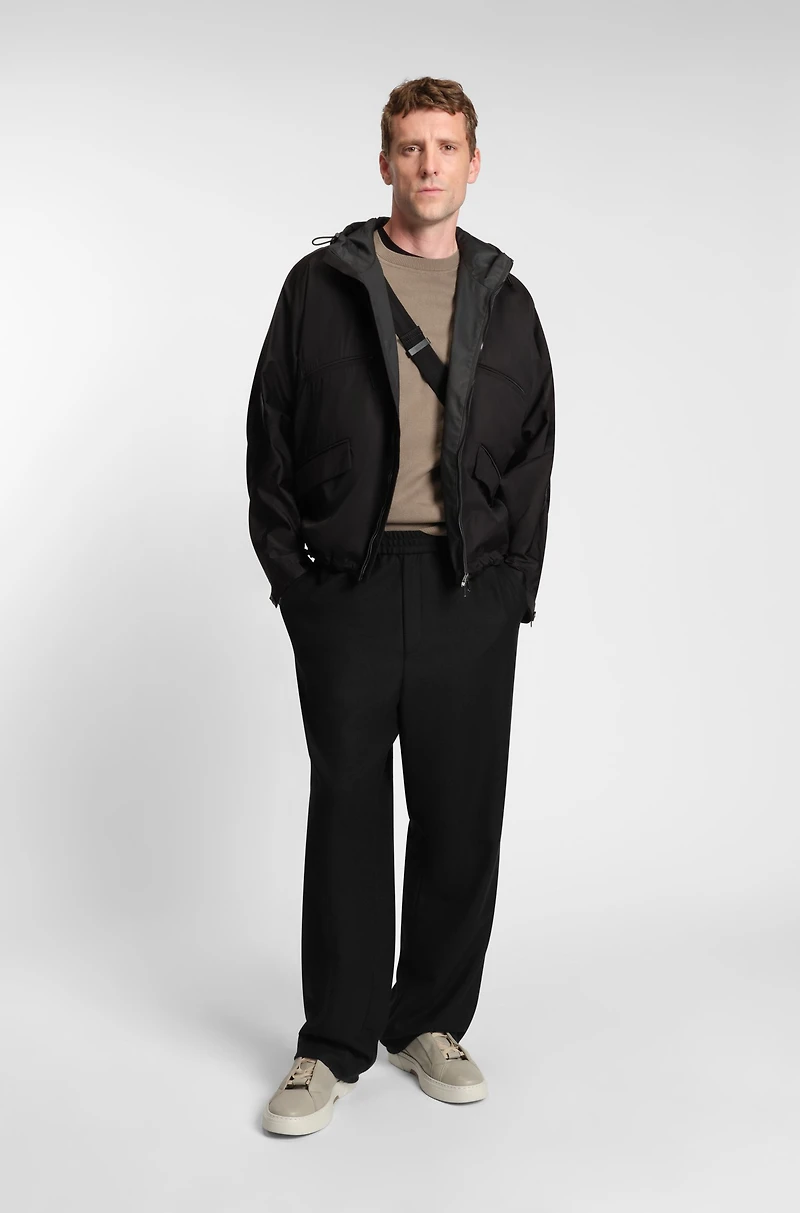 Tapered-fit trousers a wool blend