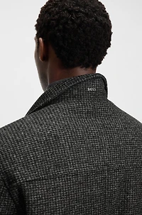 Regular-fit coat with inner layer