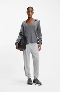 Logo-lettering tote bag in grained leather