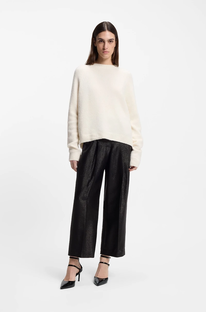 Strap-detail pumps patent leather