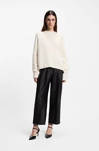 Strap-detail pumps patent leather