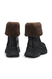 Leather boots with faux-fur trim