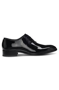 Oxford shoes patent leather