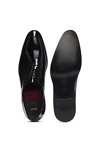 Oxford shoes patent leather