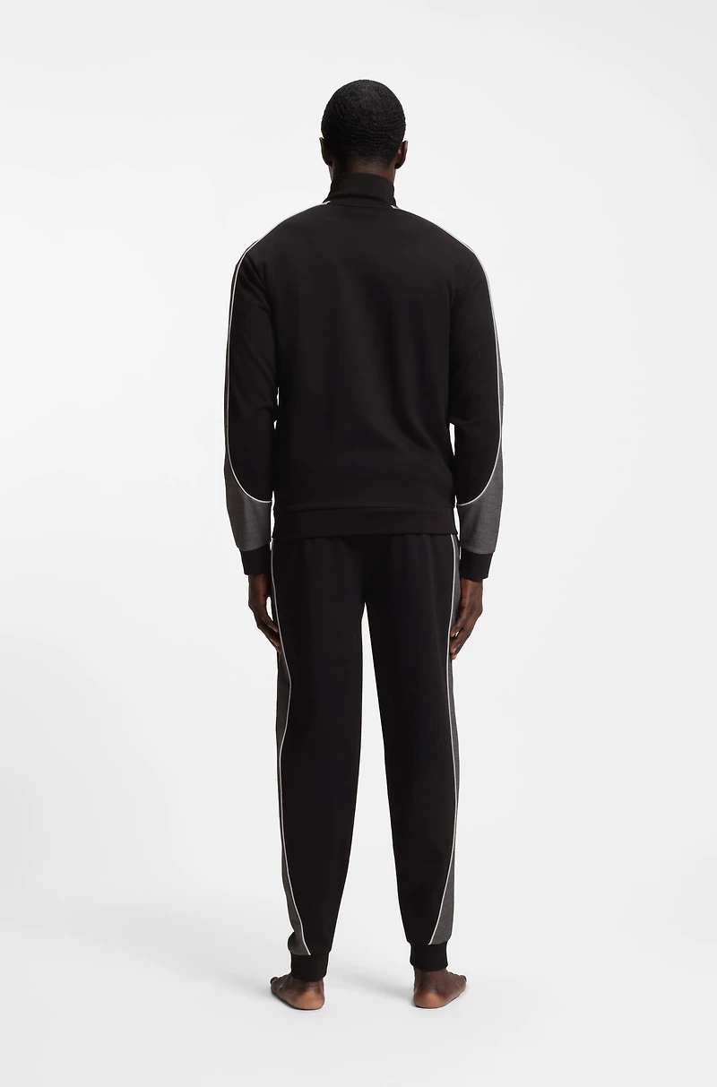 Contrast-detail zip-up jacket a cotton blend