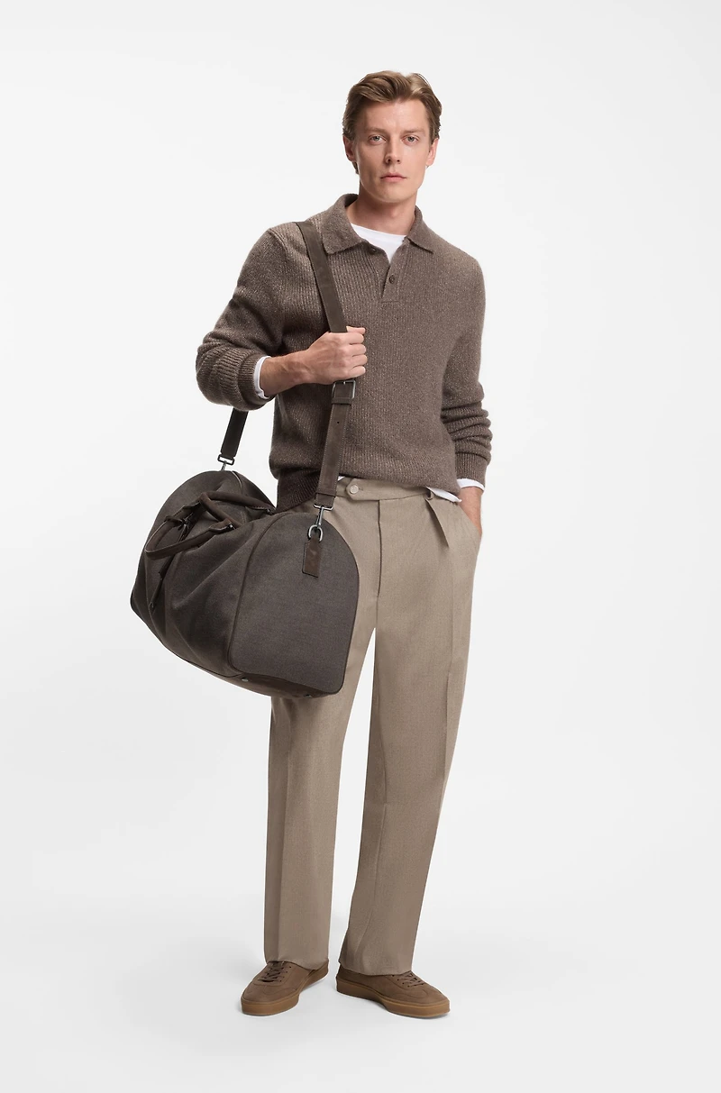 Fabric holdall with leather trims