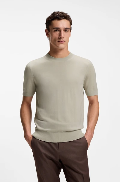 Knitted sweater virgin wool