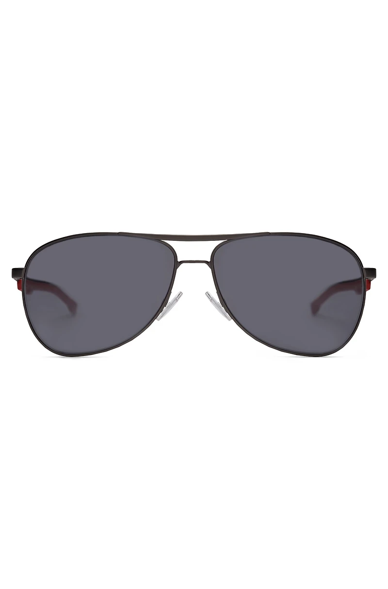 Sporty metal sunglasses with mixed-material temples