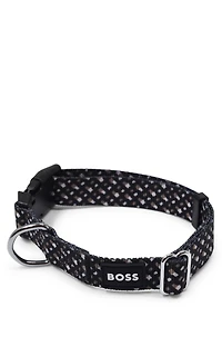 Dog collar with contrast-logo trim