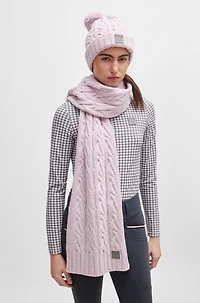 Equestrian logo-patch scarf with cable knit