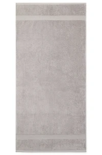 Silver Aegean-cotton bath towel with tonal logo