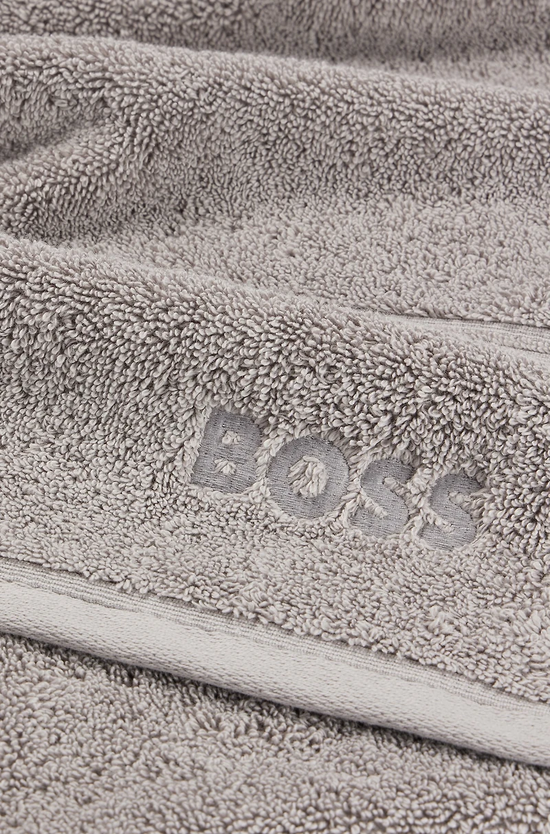 Silver Aegean-cotton bath towel with tonal logo