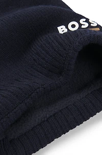 Kids' snood with rubber-effect branding
