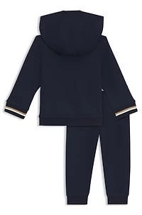 Kids' tracksuit with contrast branding