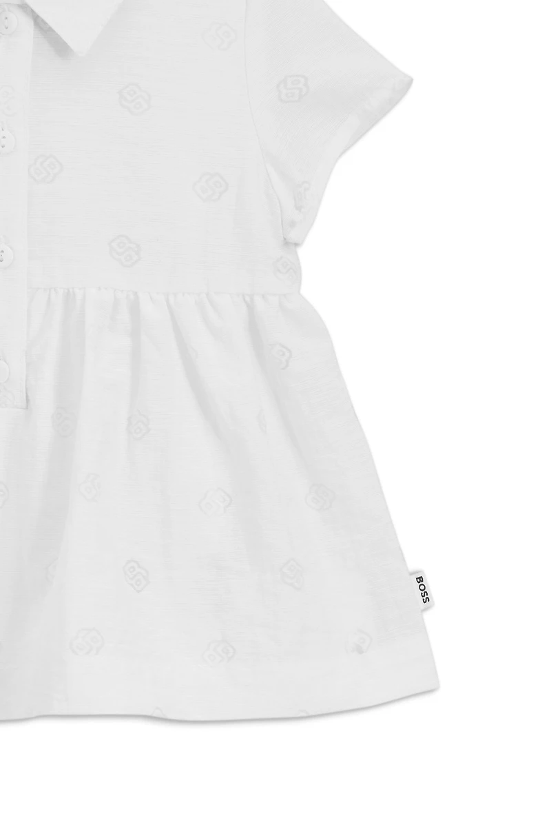 Gift-boxed dress and bloomers for babies