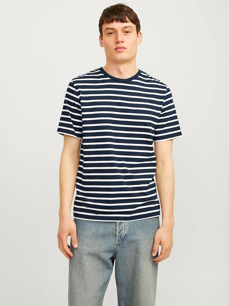 Standard Fit O-Neck T-Shirt | Jack & Jones