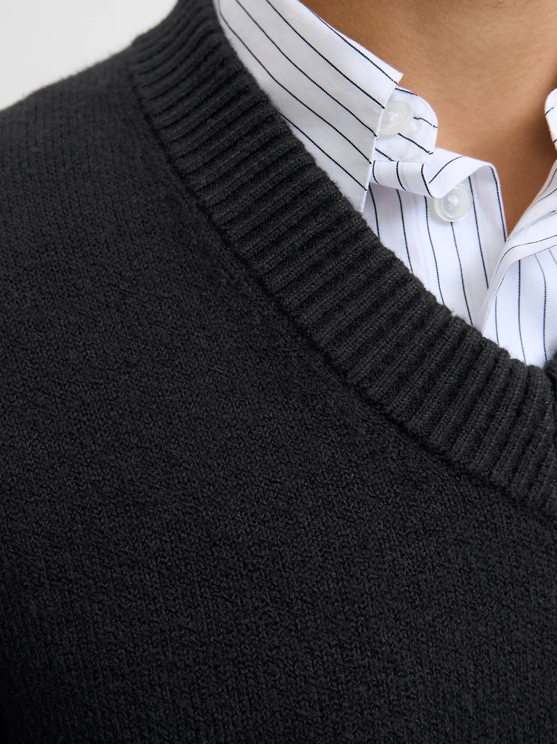 Loose Fit V-Neck Sweater | Jack & Jones