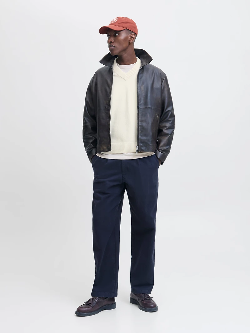 Loose Fit V-Neck Sweater | Jack & Jones®