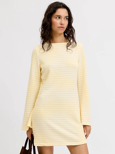 Robe courte Coupe ajustée Col bateau | Jack & Jones®