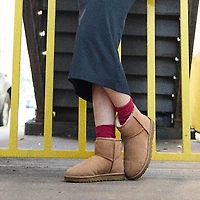 Botte UGG® Classic II Mini pour femmes - Châtaigne