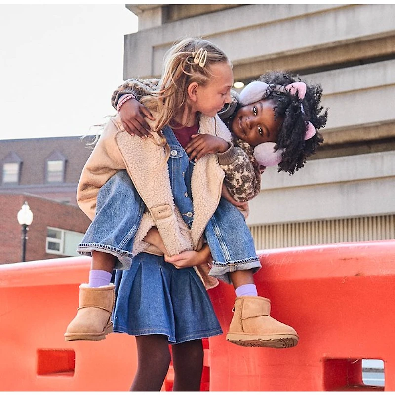 Botte UGG® Classic Mini II - Enfants / Junior Châtaigne