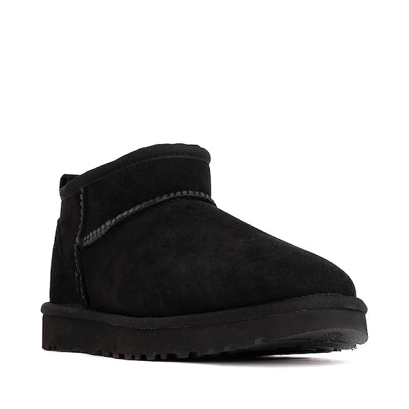 Botte UGG® Classic Ultra Mini pour femmes - Noire