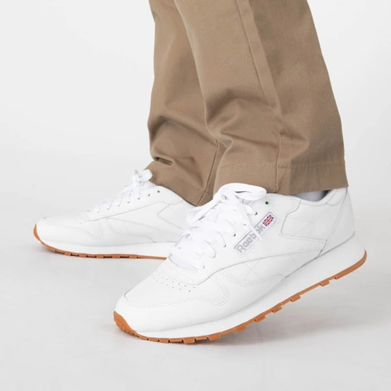 Chaussure athlétique en cuir Reebok Classic pour hommes - Blanche / Gomme