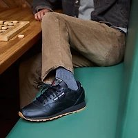 Chaussure athlétique en cuir Reebok Classic pour hommes - Noire / Gomme