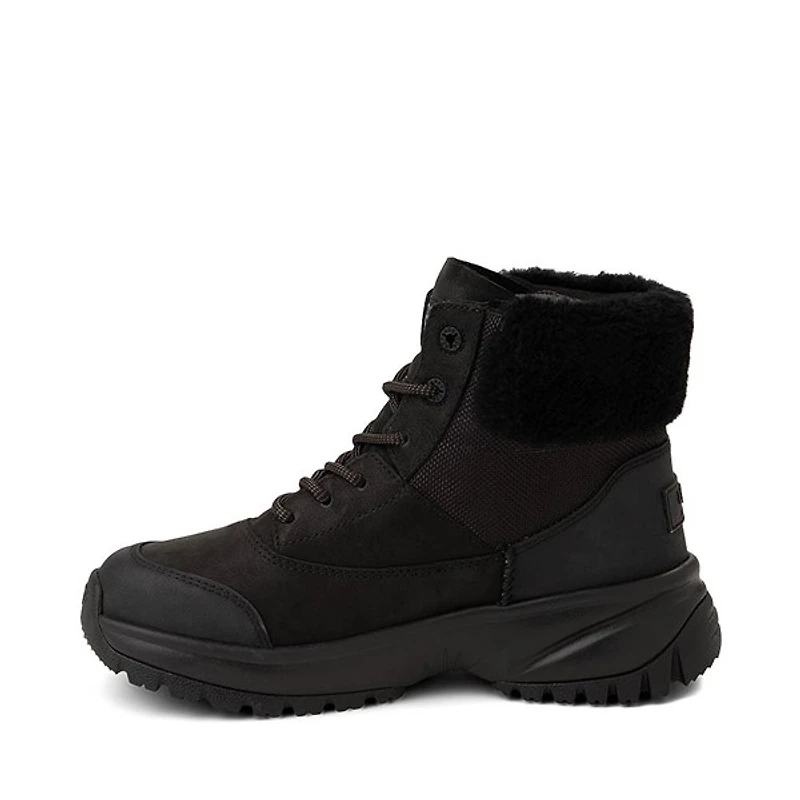 Botte UGG® Yose Fluff V2 pour femmes - Noire