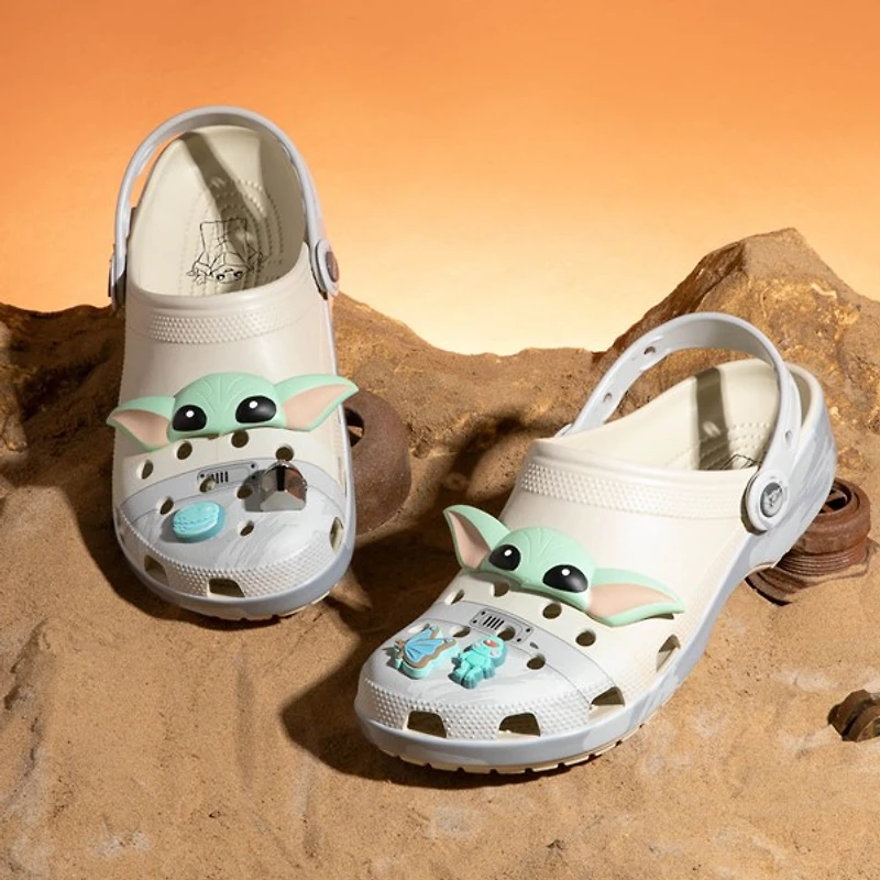 Sabot classique Star Wars™ The Mandalorian Crocs Grogu - Ivoire