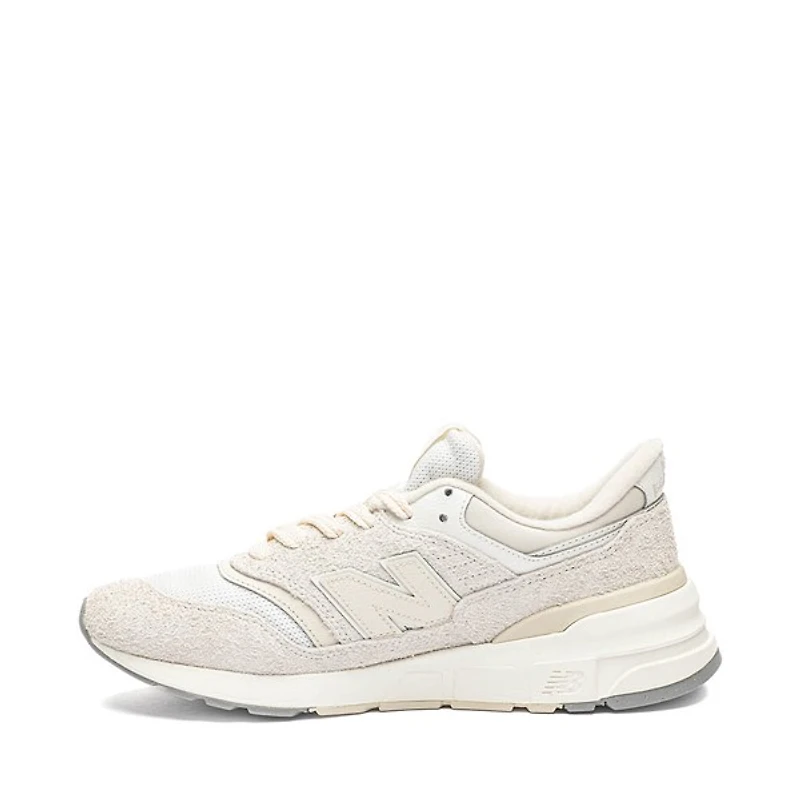 Chaussure athlétique New Balance 997R pour hommes - Ivoire