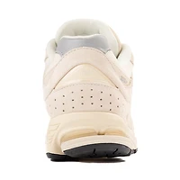 Chaussure athlétique New Balance 2002R - Beige / Gris clair Argenté