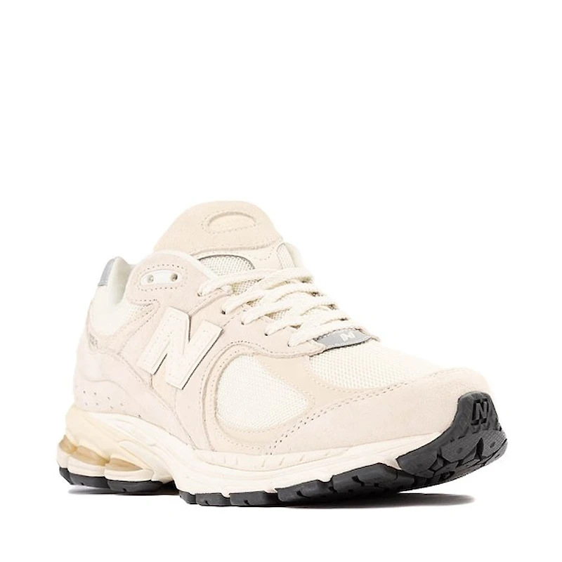 Chaussure athlétique New Balance 2002R - Beige / Gris clair Argenté