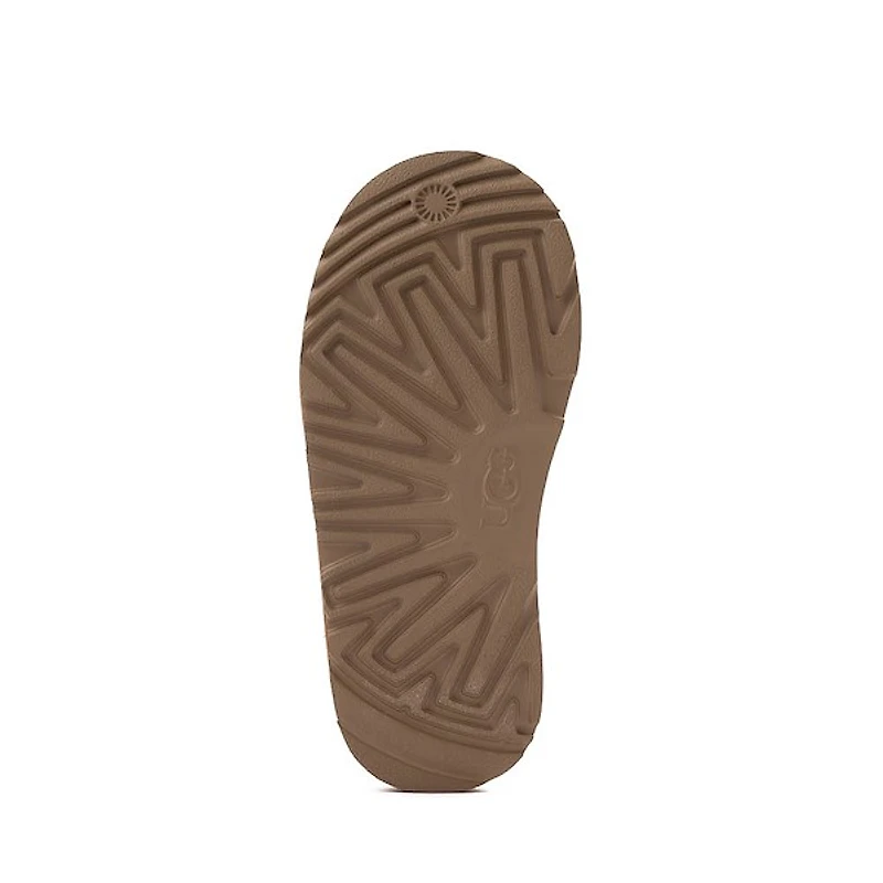 UGG® Classic Slip-On Slipper - Little Kid / Big Chestnut