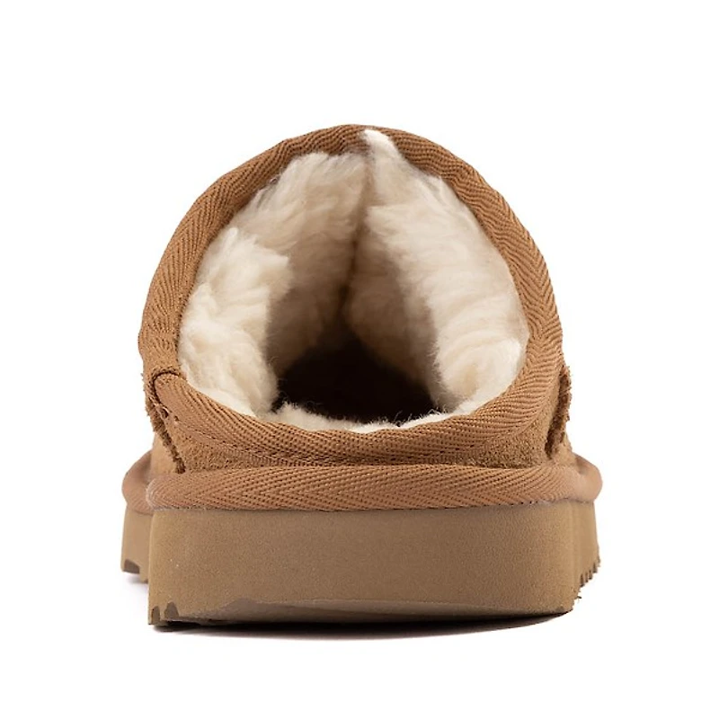 UGG® Classic Slip-On Slipper - Little Kid / Big Chestnut