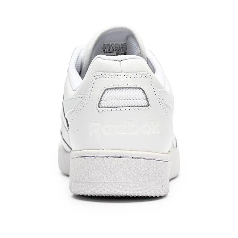 Chaussure athlétique Reebok BB4000 II pour hommes - Blanche