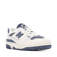 Chaussure athlétique New Balance 550 pour femmes - Blanc cassé / Bleu indigo