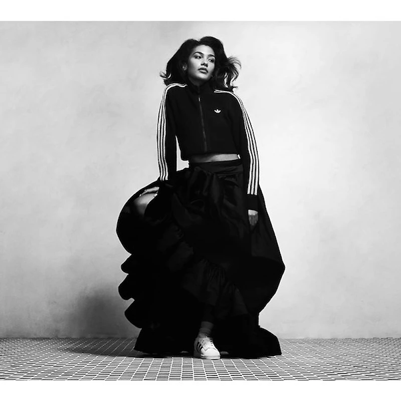 Chaussure athlétique adidas Superstar II pour femmes - Blanche / Noire