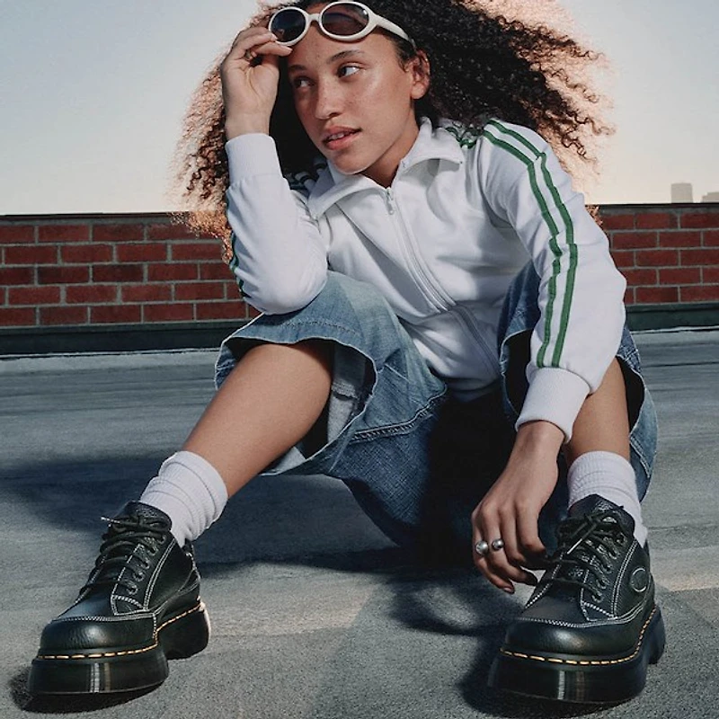 Womens Dr. Martens Buzz 5-Eye Platform Casual Shoe