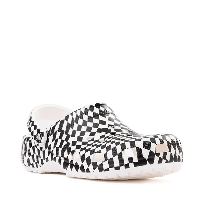 Sabot classique Crocs à motif damier déformé - Blanc / Noir