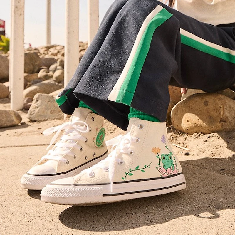 Converse Chuck Taylor All Star Frog Garden High-Top Sneaker - Little Kid Egret