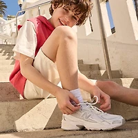 New Balance 740 Athletic Shoe - Big Kid White / Silver Metallic
