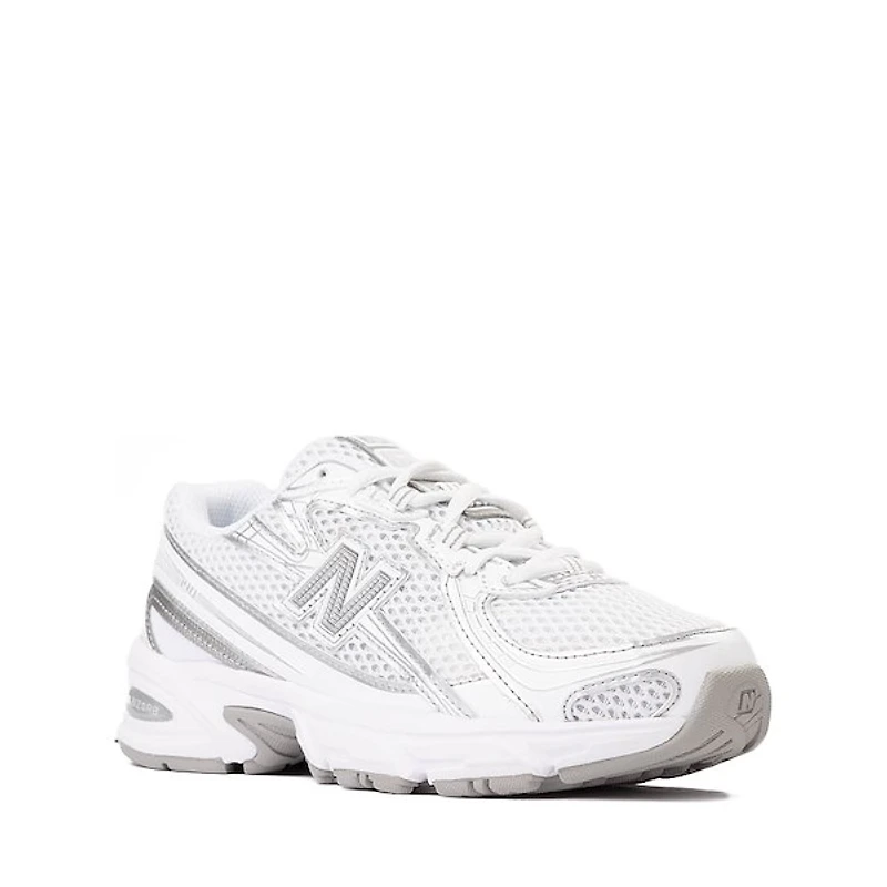 New Balance 740 Athletic Shoe - Big Kid White / Silver Metallic