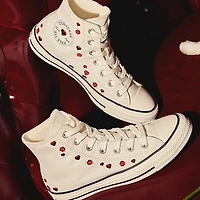 Womens Converse Chuck Taylor All Star Hearts And Roses High-Top Sneaker - White