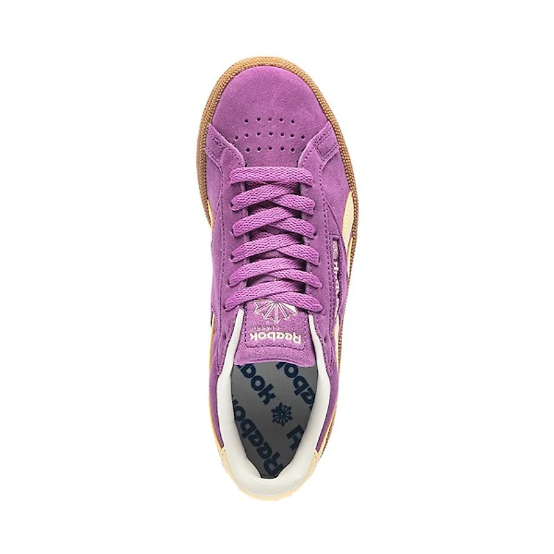Chaussure athlétique Reebok Club C Grounds UK pour femmes - Mauve / Jaune pâle Gomme